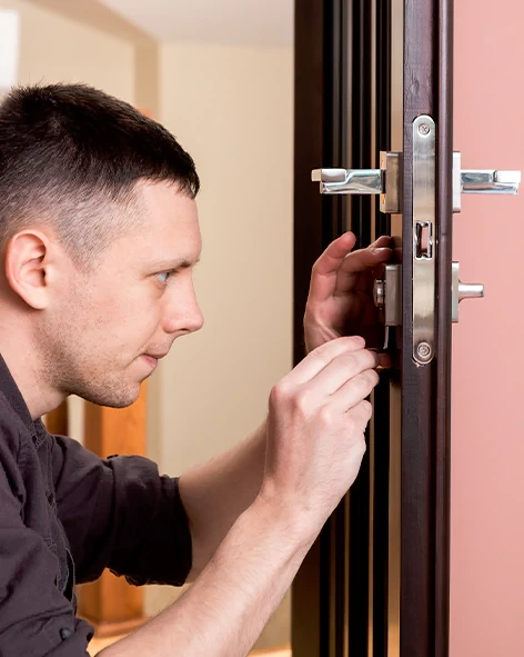 : Professional Locksmith For Commercial And Residential Locksmith Services in Round Lake Beach